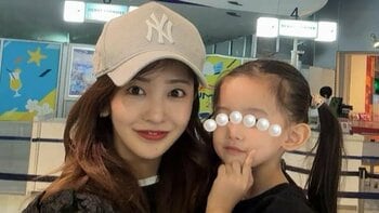 板野友美 愛娘が人生初の職業体験！念願のお仕事挑戦直前に大泣きハプニングも「可愛さと頑張りに涙出た」「ベビちんの一歩」と反響