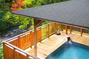 【北陸3県限定マイカー応援】秋ドライブ♪ガソリン券2000円、 嬉しい選べる夕食☆会席料理 vs 鉄板焼コース ＆ フリーフロー