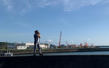 “アメリカ人が3.11を題材にコメディを撮る” 映画「永遠の1分。」でマイケル・キダ主演