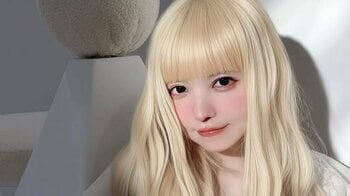 益若つばさ(39) 髪バッサリで「New益若」誕生！ブロンドから大人可愛いにイメチェン 40歳目前で髪形模索も「ゴール見えてきた」