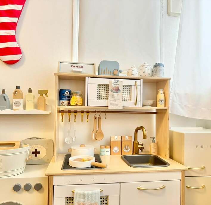 1児の父・横山だいすけ 自宅の“本格派”おままごとセットが話題！屋台