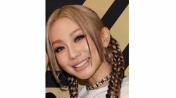 第2子妊娠中・倖田來未「中には腹巻き」のキャミワンピ姿を披露！夏全開の肌見せマタニティコーデに「おしゃれ」