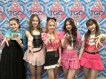 『K-POP HOUSE』STAYCに、村重杏奈が密着！TGC舞台裏＆メンバー私物チェックも