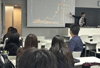 金融教育プロジェクト「ABCash for School」の一環として、大正大学で大学生が“自分らしいお金との向き合い方”を学ぶ金融講義を開催