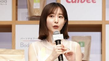 田中みな実 亀梨和也との交際質問に笑顔も、無言で会場を後に