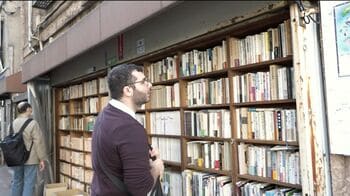 “本の街”神保町がアツい！外国人観光客が殺到するワケは？古本からコーヒーまで人気スポット徹底調査