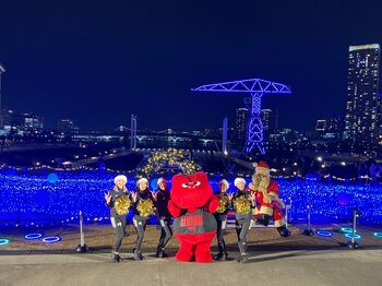 【三井ショッピングパーク アーバンドック ららぽーと豊洲】アルバルク東京からチアリーダーとマスコットキャラクター「ルーク」が登場！クリスマスイルミネーション点灯式を開催！