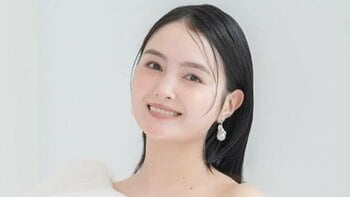 「結婚したんかと」葵わかな 純白ドレスの美デコルテ際立つショット公開！“シンデレラのよう”なキラキラふんわりチュール姿に「うっとりしちゃう」