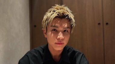 最後の写真にやられた!」岩田剛典 花束持った笑顔ショット披露 最後の写真にやられた!」岩田剛典 花束持った笑顔ショット披露