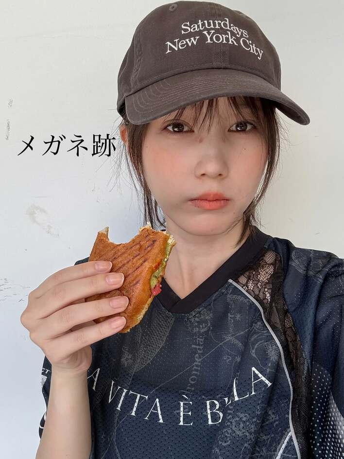 可愛いの渋滞」本田翼 ミッキーのTシャツ着た私服コーデ披露