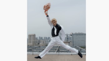 映画『赤羽骨子のボディガード』クランクアップ映像解禁！「楽しい思い出が多い」と語る座長・ラウールが歓喜の大ジャンプ！