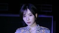 NiziU・MAYA 引き締まった腹筋＆美脚際立つスタイル抜群ショット公開！お気に入りの衣装を着てオーラ放った姿に「品がありすぎて眩しい」