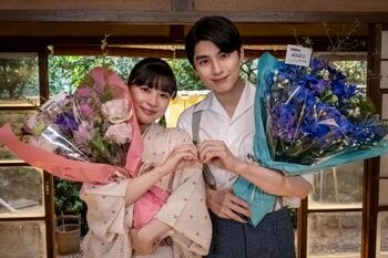 芳根京子＆本田響矢がクランクアップで感涙！「愛が深く本当に大好きなチーム」（芳根）、「たくさんの方に愛される作品に携われた」（本田）