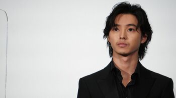 山﨑賢人「リアルに銃弾をくらったり…」映画の“未来”を語るも…キャストから理解されず
