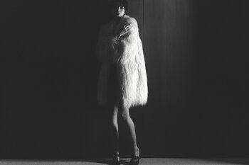 h'eres、H BEAUTY&YOUTHにて第二弾POPUP STORE開催 - 新シリーズ＜SÓL＞が初登場。主要シリーズの最新作も登場 -