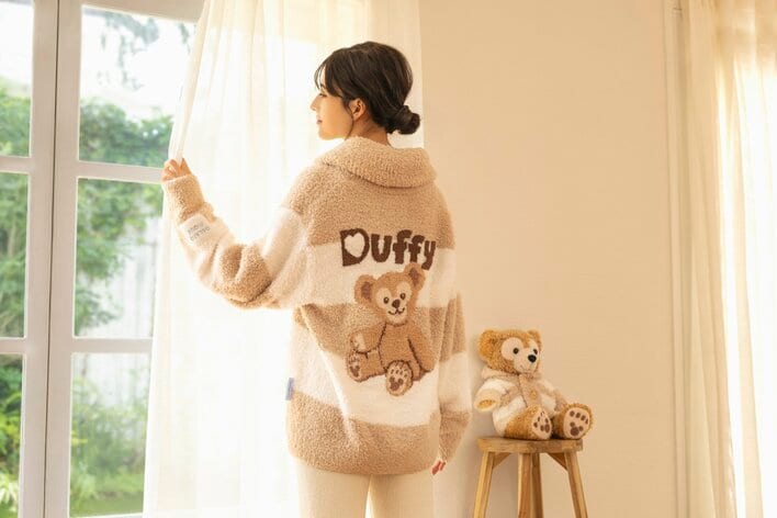 ジェラピケダッフィー 半袖ワンピースルームウェア 愛らしく寝ている“ダッフィー＆フレンズ”がデザインされた「gelato