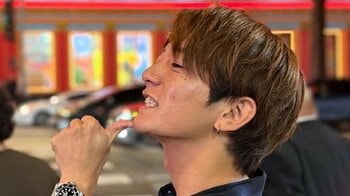 ハリウッドで”超大物”と２ショット！大倉士門 妻・みちょぱとLA旅行 ディズニー柄のシャツで夜の街散策「載せたい写真がありすぎて…」