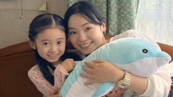 【オフショットまとめ】月9ドラマ『海のはじまり』 夏(目黒蓮)が海（泉谷星奈）のカメラにピースサイン　公式SNSが第3話放送前にカウントダウン