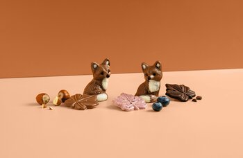 キツネたちがチョコレートになって登場　レダラッハが贈る、スイスの森の秋