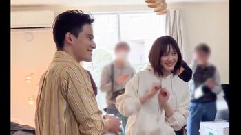 山下智久＆水上恒司タッチで“男同士のあいさつ”に本田翼「ういっす！」とノリノリ！『ブルーモーメント』