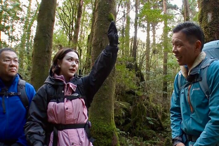 【写真10枚】村重杏奈 が父と屋久島へ『呼び出し先生タナカSP』の写真を見る