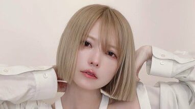 変わらんすぎんか！？」益若つばさ 17年前のギャル姿を“完全再現”した 