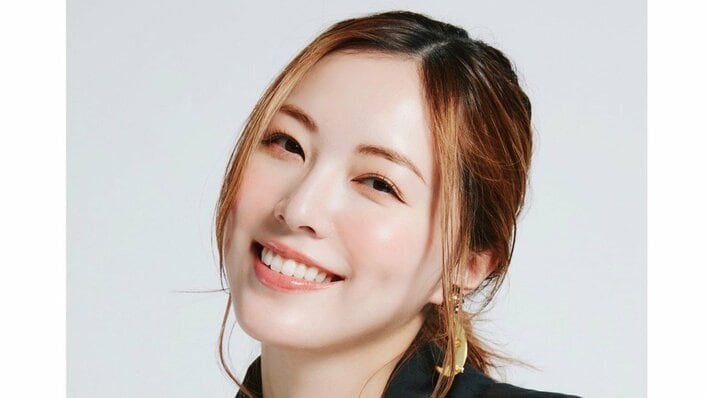 松井珠理奈 キレキレダンスで会場魅了「パレオはエメラルド」披露！AKB48の結成20周年記念コンサートに出演