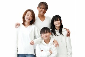 【都ホテル 尼崎】「Springファミリーフォトイベント」～春の思い出をカタチに～フォトスタジオでミニイベント初開催