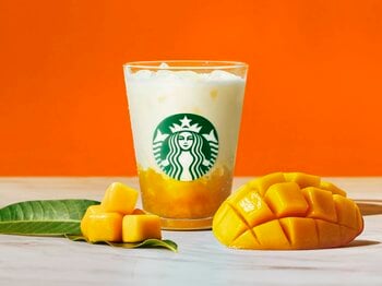 【スタバ新作】マンゴー果肉×ミルクの『マンゴー オレ』が新登場！6月11日発売 暑い季節にぴったり