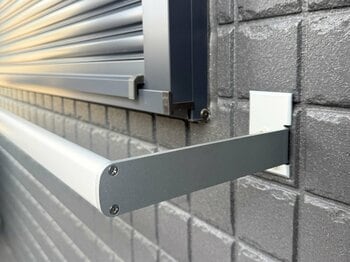 【新サイズ】「布団干しバー」に出幅250mm登場。多様な住まいの納まりに対応する設計。