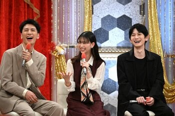 森川葵 人間離れした“関節の柔らかさ”を披露！本田翼もキュートなポージングでアピール『フジテレビドラマライブ2025・夏』