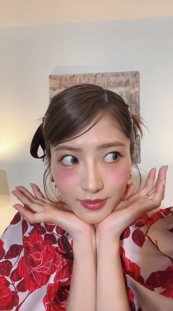 元乃木坂46若月佑美 “寝起きガチすっぴん”から華麗に変身！クール