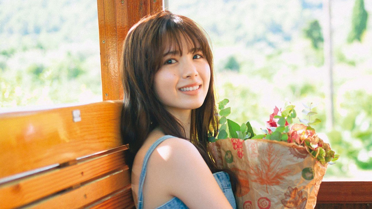 乃木坂46筒井あやめ　生写真　６６枚 乃木坂46・筒井あやめ、黒ランジェリーの大人な美ショット公開
