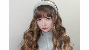 「透明感えぐ」益若つばさ(39) 初のブロンドヘアにイメチェン！ゆる巻きからストレートまでコロコロ変わる雰囲気に「お人形さん！」