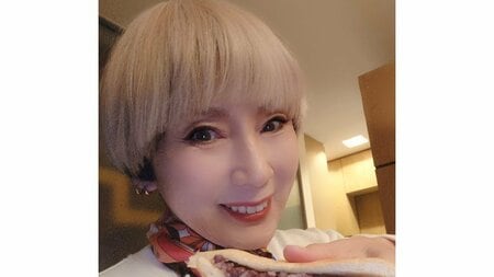 秋野暢子 “デッカいおにぎり”満足感抜群の手作り弁当を披露 ！キレイな卵焼きやチキンなどボリューミーなおかずに「美味しそうです」