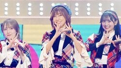 松本伊代 ミニスカ衣装でAKB48と“衝撃”コラボ！幻の楽曲『セシル』披露に「すごいどよめきが･･･! 」20周年記念コンサート最終日