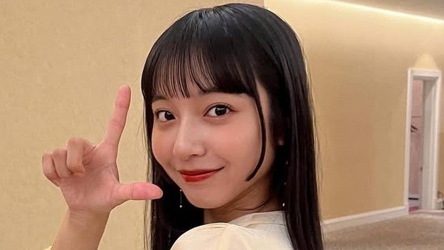 山之内すず 全力でバイバイする“わんぱく”オフショに「見ていて嬉しくなってくる」とファンほっこり！ブレブレショットも！？