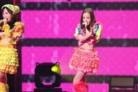 板野友美へそ出しミニスカ衣装で『ツンデレ！』披露「みんな性格も外見も変わらなくて帳尻合わせてきたんだなと（笑）」AKB48 20周年記念コンサート最終日