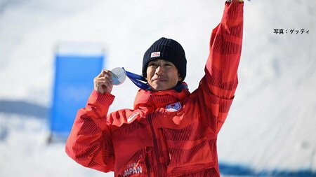デュアルモーグル・堀島行真選手 笑顔で銀 元日本代表・里谷多英氏が解説 メダルへの執念「100%以上のものを出した」【ミラノ・コルティナ五輪】