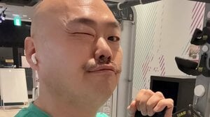 「確かに筋肉付いた」クロちゃん 鍛えられた肉体に反響！真剣なまなざしでトレーニングに励む姿を披露「綺麗なフォーム」「引き締まってる」