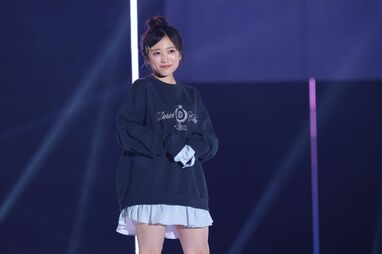 池田美優（みちょぱ）＆王林＆安斉星来らがゴージャスなデニム