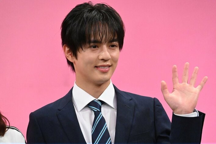 奥野壮「特に…ないです……」質問に正直回答で会場爆笑！山崎紘菜「私たちは子役だと思ってる（笑）【『今夜もシリアルキラーと待ち合わせ』制作発表】