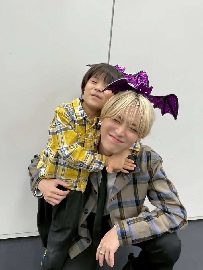 ラブラブるきたす】白岩瑠姫＆佐藤大空のバースデー密着ショットに「一