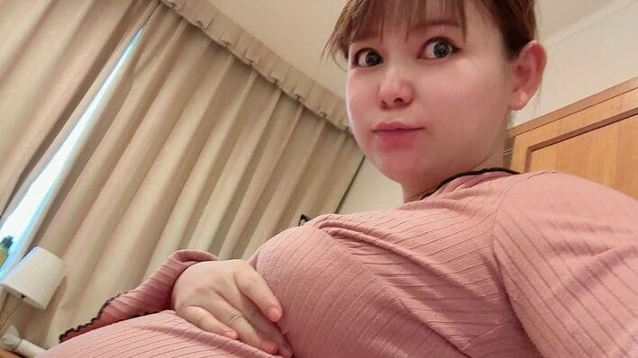 「臨月突入きたーーーー！！！」双子妊娠中の中川翔子 36週目の大きなお腹と“産後やりたいこと”自作イラストを披露！「ついにここまで来たか…」