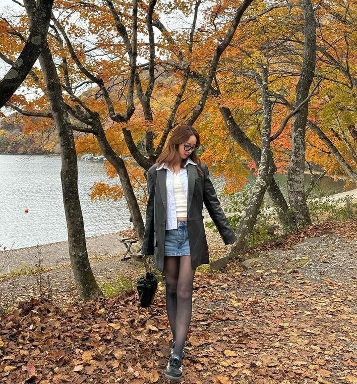 オシャレすぎ！」中町綾＆とうあ 日光の大自然をバックに秋の装いで