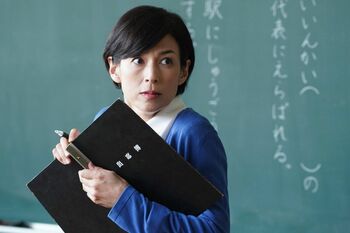 鈴木保奈美が“ほん怖”初出演！視線の先に、想像もし得ない物体が…