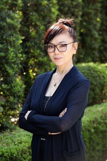 松田美由紀 伝説の漫画家役で『SUPER RICH』に出演！「江口のりこさんと仲良くしたくて、ベタベタしていたかも（笑）」