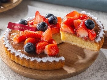 【毎月5・6・7の付く日は“FLOの日”】2月限定！旬の苺をたっぷり使用した色鮮やかなベリータルト