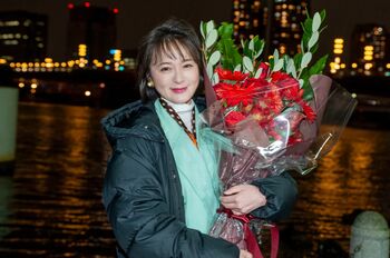 『顔だけ先生』貫地谷しほりがクランクアップ「最高のドラマ！亀高先生という役に出会えて、本当に良かった」