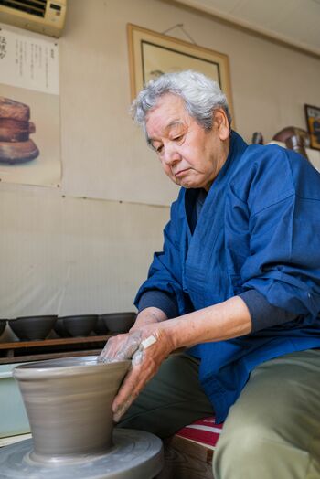 御料備前火焔窯認定証の称号を賜った陶芸家山根彰正氏の作品展示 　 日本橋に「Gallery庵」9月20日オープン